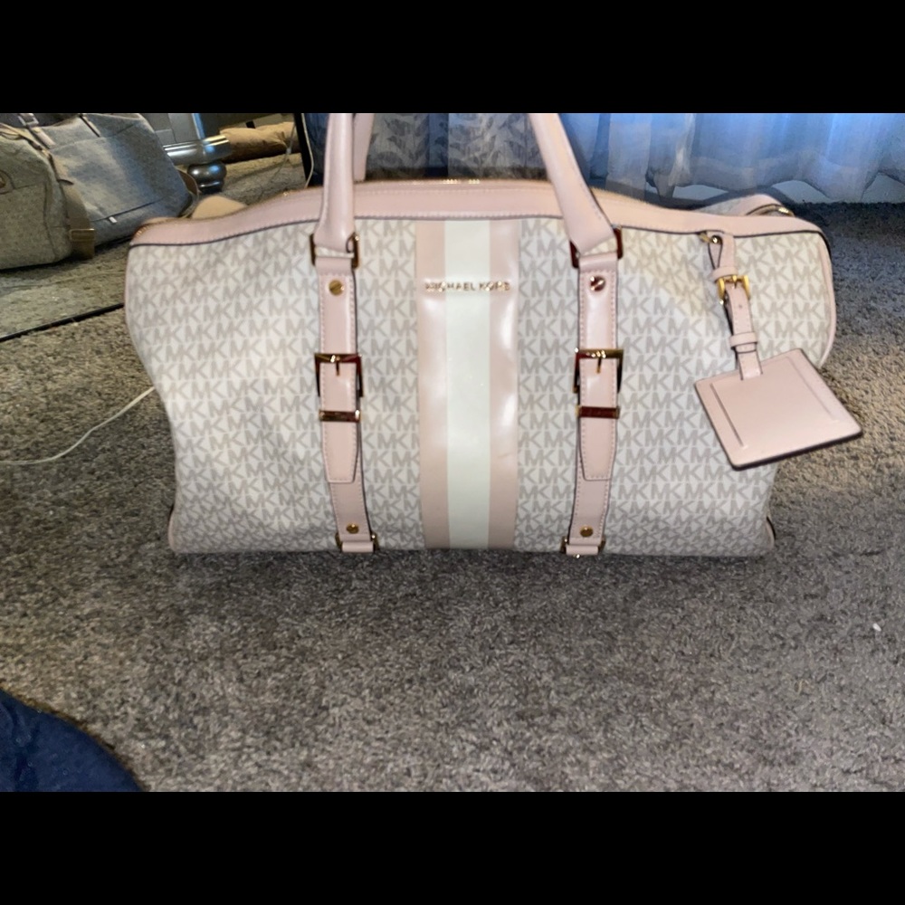 Michael kors duffel bag